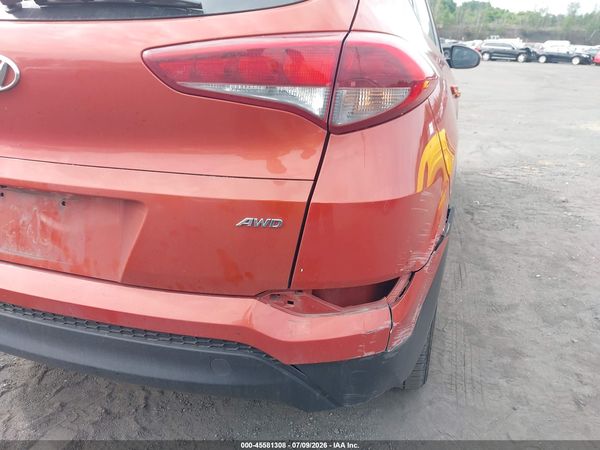 2017 HYUNDAI TUCSON SE