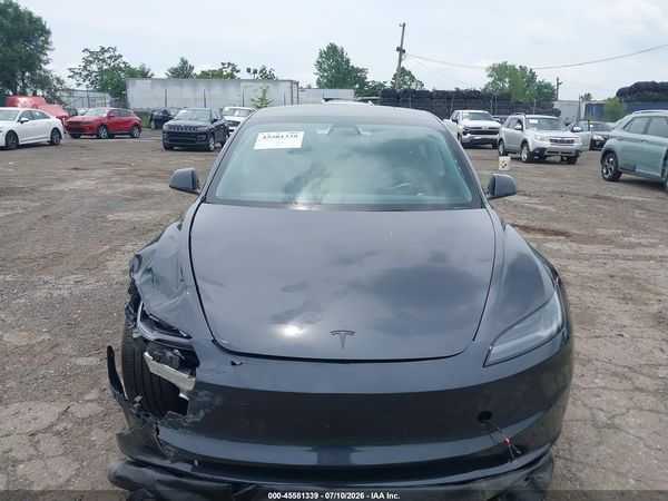 2026 TESLA MODEL 3