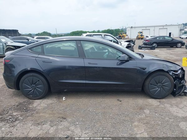 2026 TESLA MODEL 3