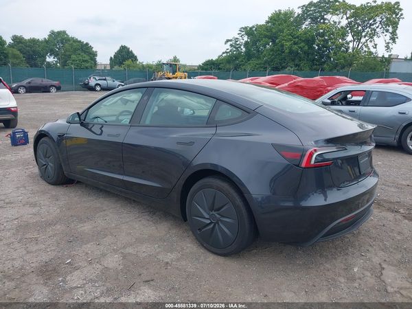 2026 TESLA MODEL 3