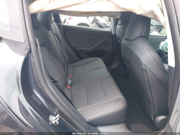 2026 TESLA MODEL 3