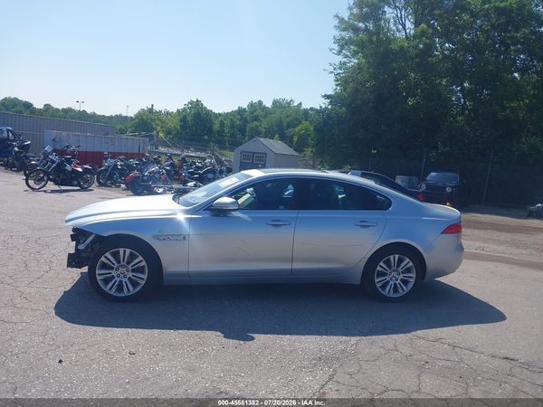 2017 JAGUAR XF 35T PREMIUM