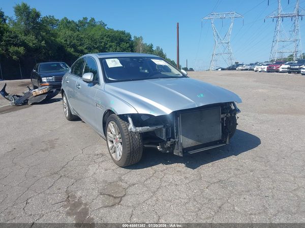 2017 JAGUAR XF 35T PREMIUM