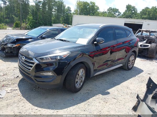 2017 HYUNDAI TUCSON SE PLUS