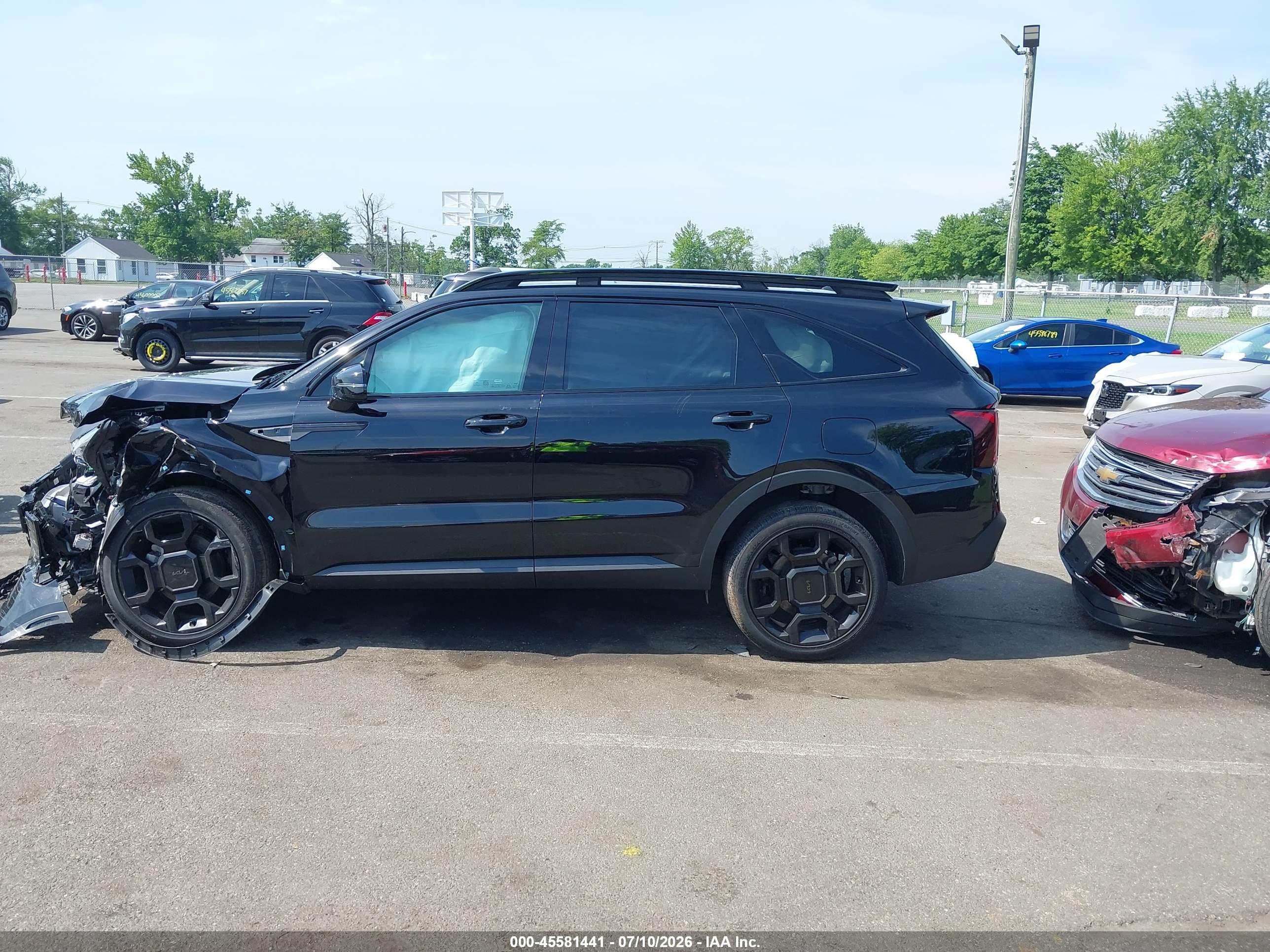 2025 KIA SORENTO X-LINE EX