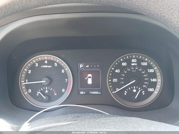 2018 HYUNDAI TUCSON SE