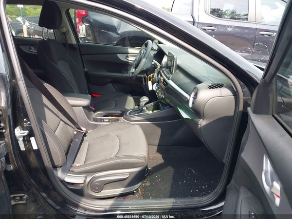 2024 KIA FORTE LX