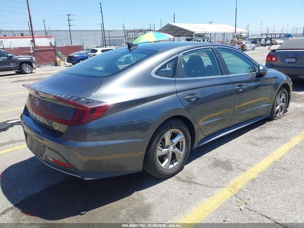 2022 HYUNDAI SONATA SE
