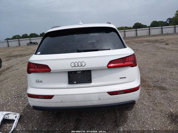 2020 AUDI Q5