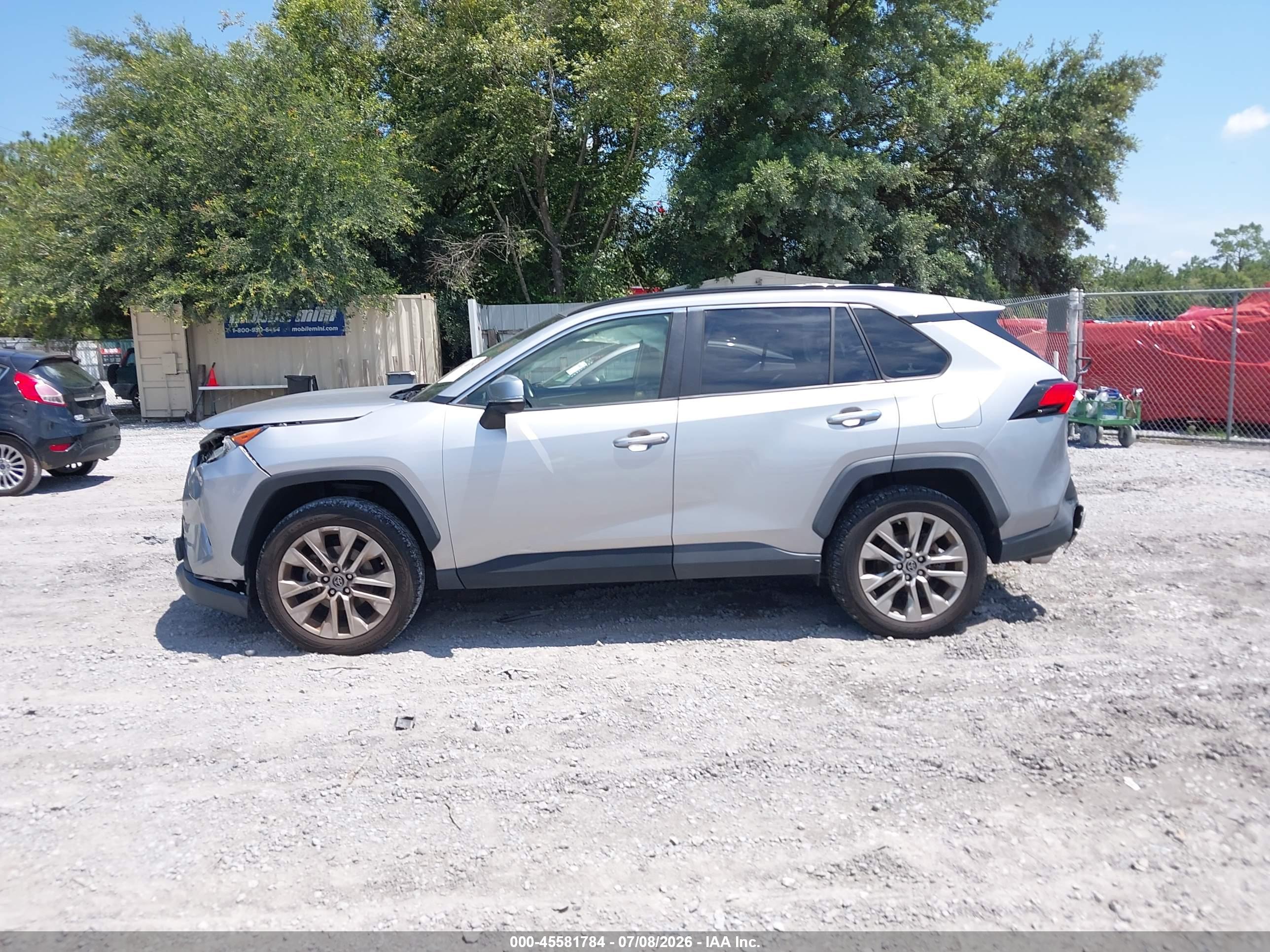 2019 TOYOTA RAV4 LIMITED