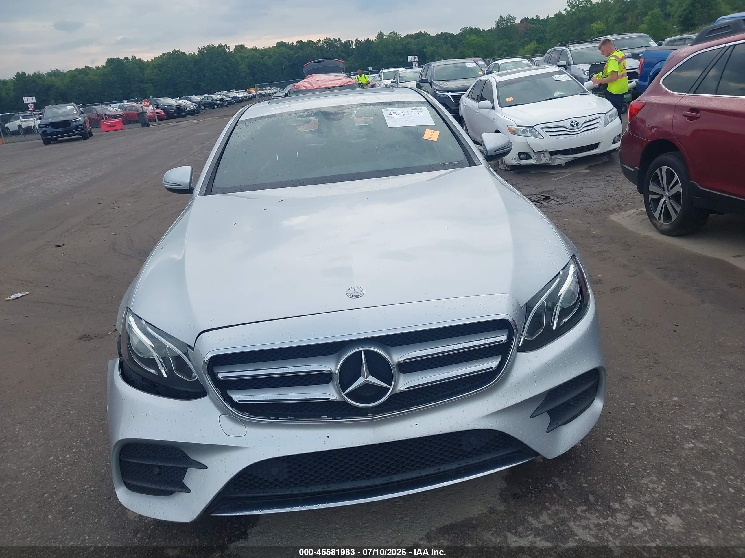 2017 MERCEDES-BENZ E 300 4MATIC
