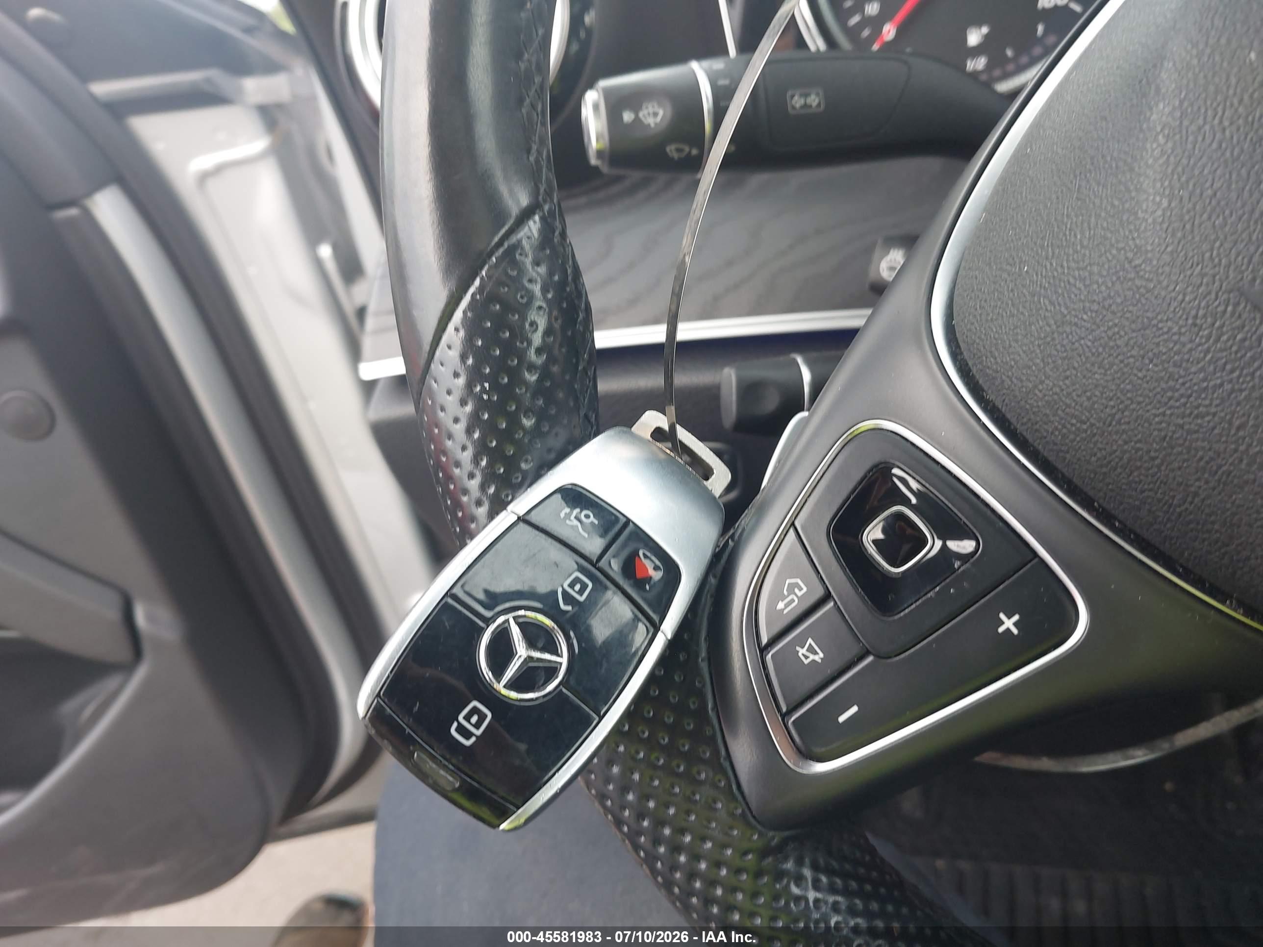 2017 MERCEDES-BENZ E 300 4MATIC