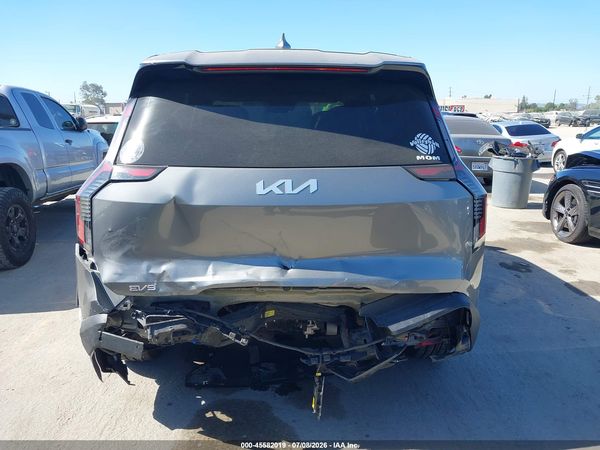 2024 KIA EV9 LIGHT LONG RANGE