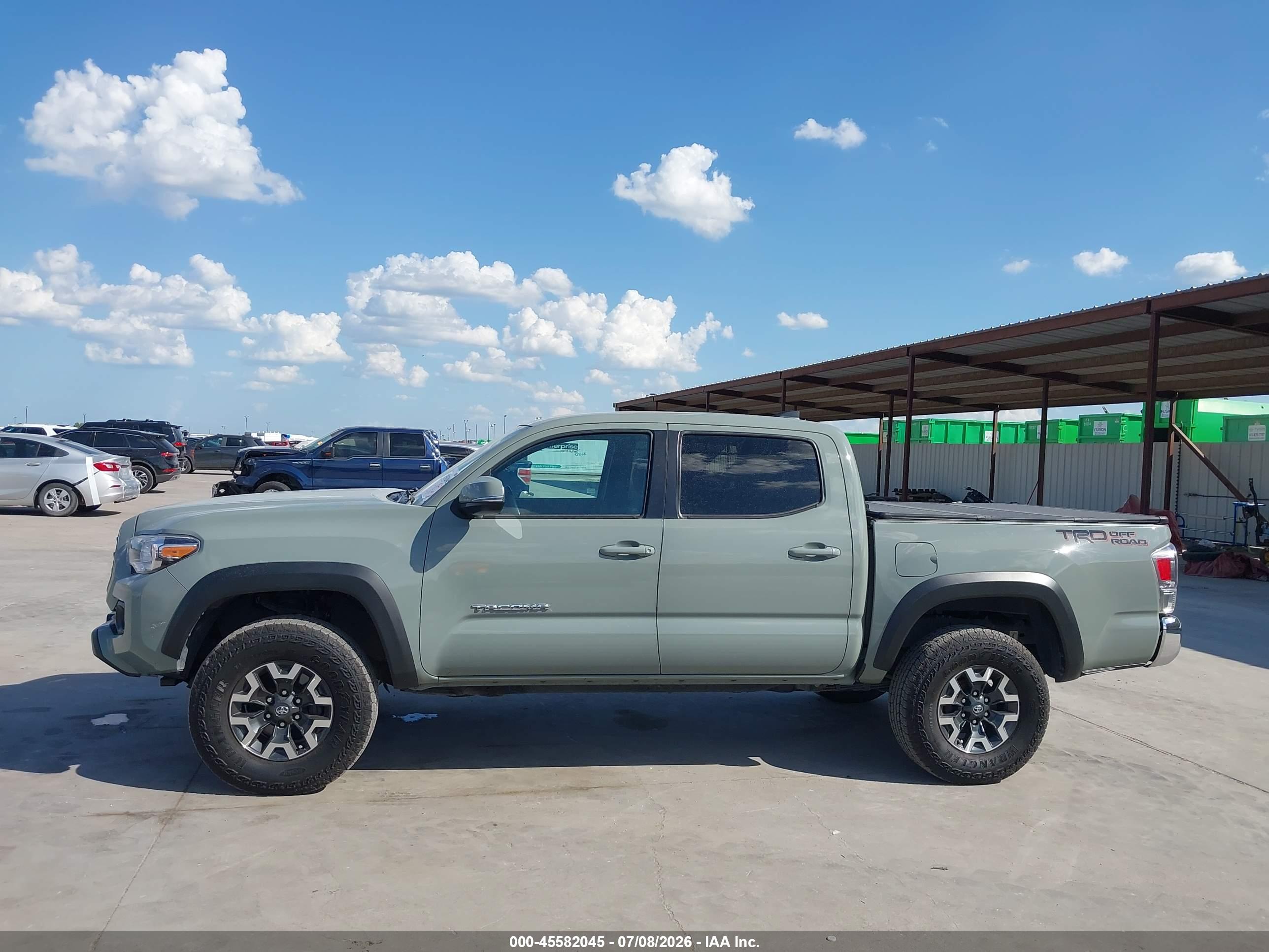 2023 TOYOTA TACOMA TRD OFF ROAD