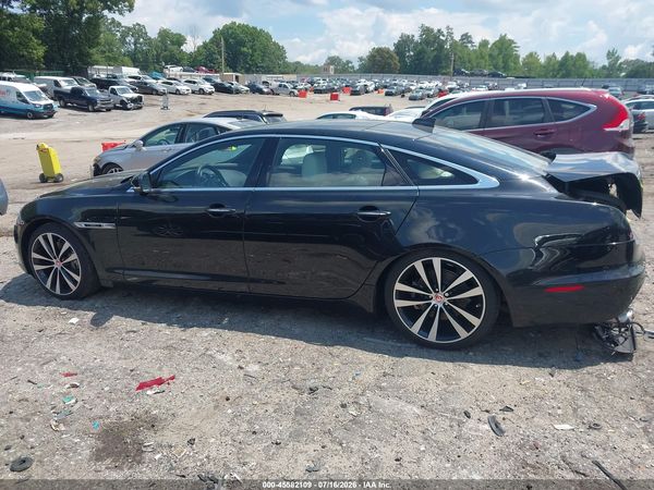 2019 JAGUAR XJ