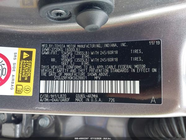 2019 TOYOTA HIGHLANDER XLE