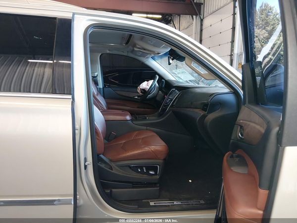 2016 CADILLAC ESCALADE ESV LUXURY COLLECTION