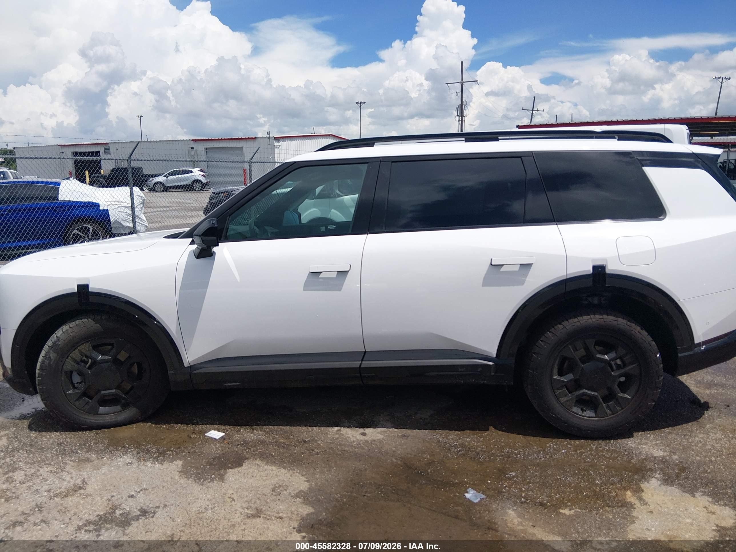 2027 KIA TELLURIDE X-PRO SX-PRESTIGE
