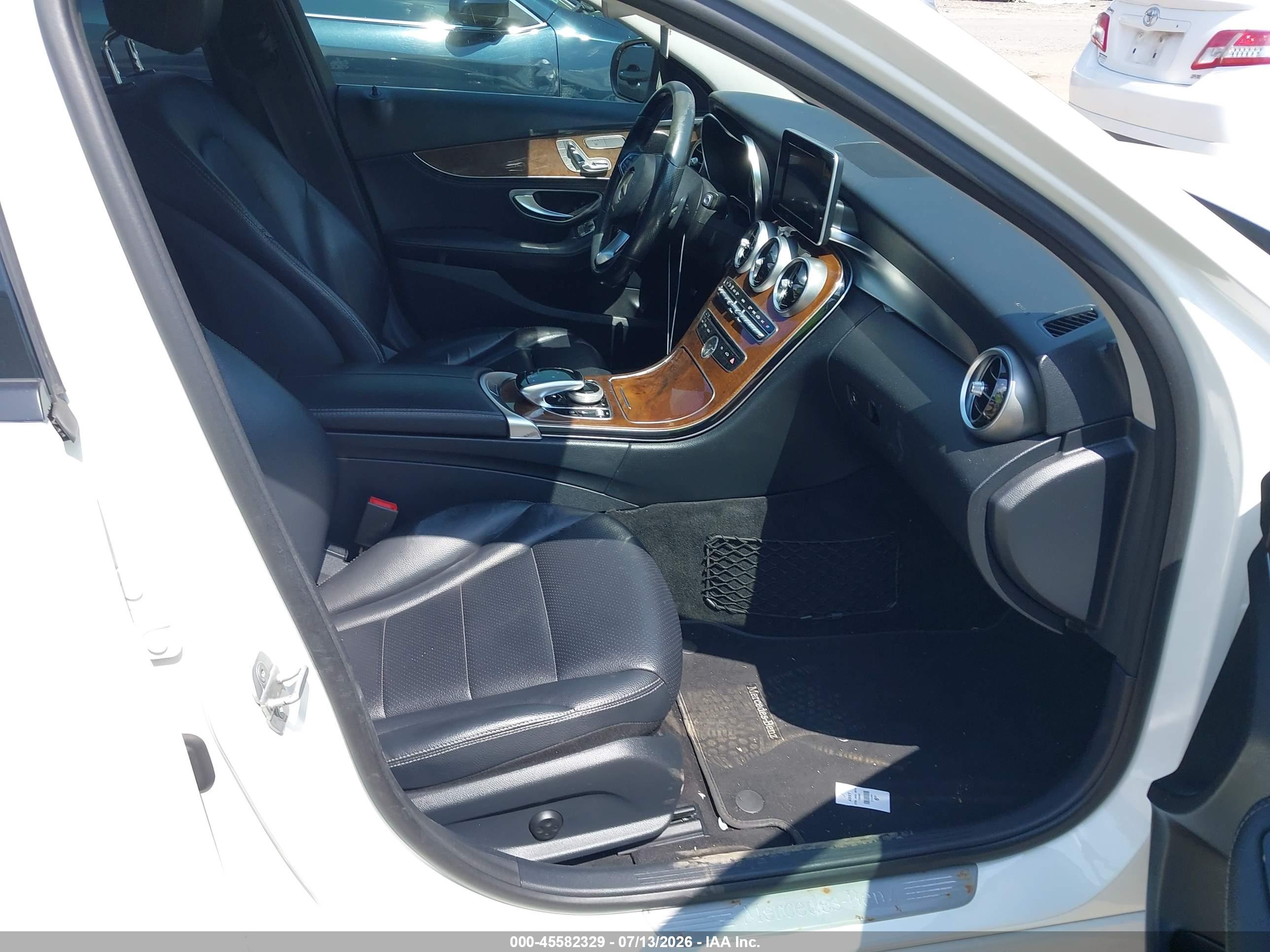 2015 MERCEDES-BENZ C 300 4MATIC