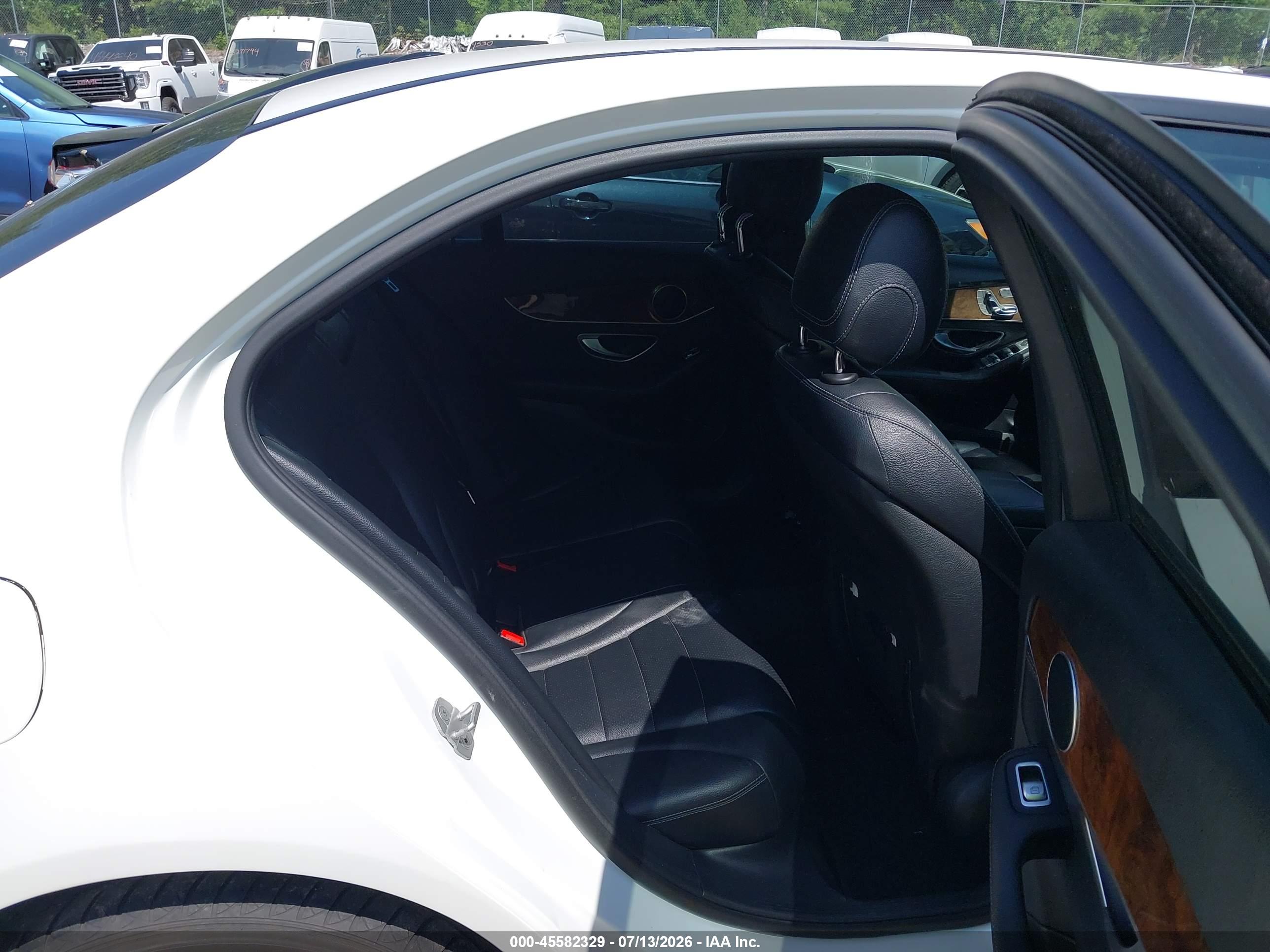 2015 MERCEDES-BENZ C 300 4MATIC
