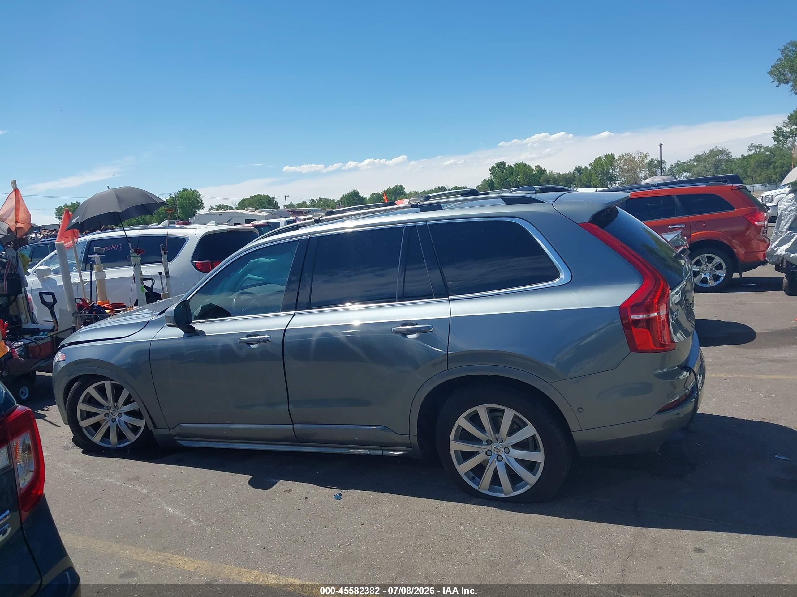 2018 VOLVO XC90 T6 MOMENTUM