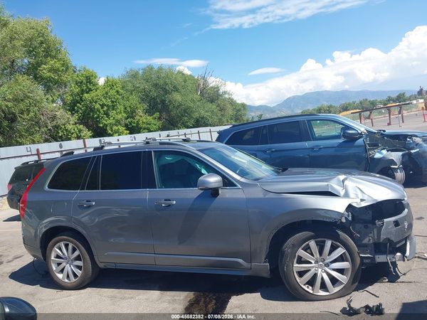 2018 VOLVO XC90 T6 MOMENTUM