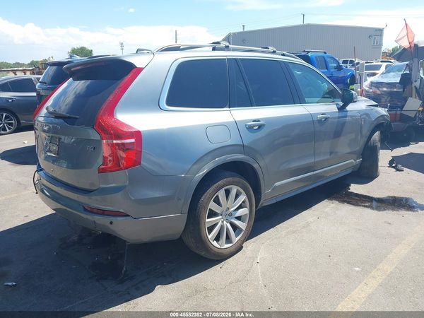 2018 VOLVO XC90 T6 MOMENTUM