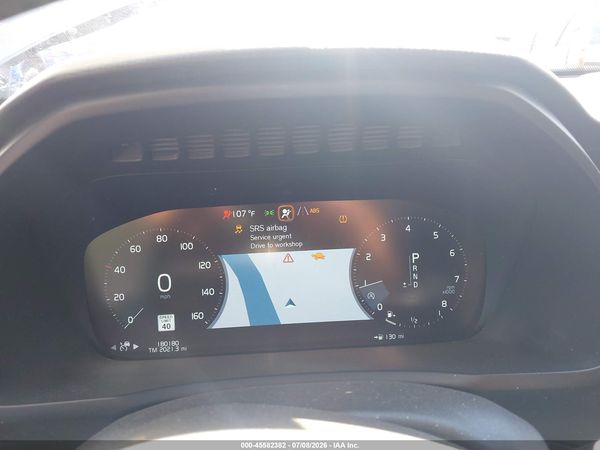 2018 VOLVO XC90 T6 MOMENTUM