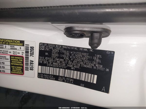 2014 TOYOTA SIENNA XLE V6 8 PASSENGER