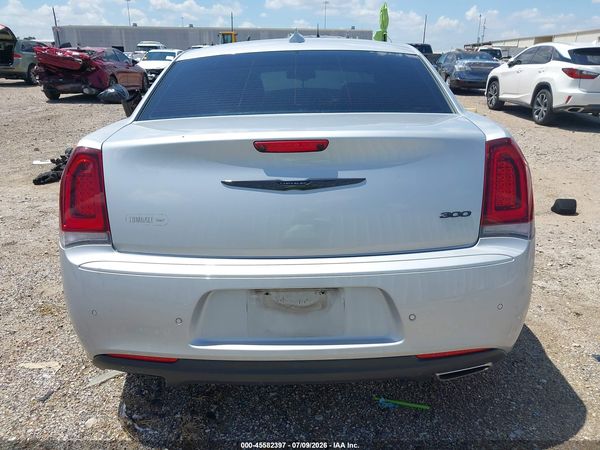 2022 CHRYSLER 300 TOURING L — I119