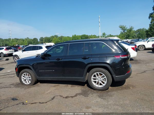2024 JEEP GRAND CHEROKEE LAREDO X 4X4