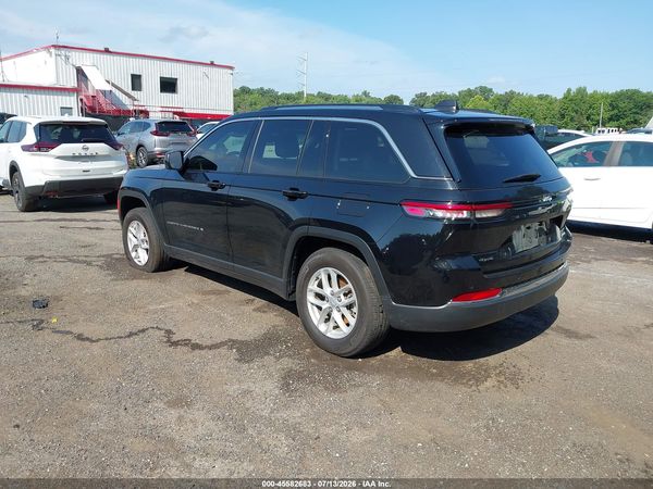 2024 JEEP GRAND CHEROKEE LAREDO X 4X4