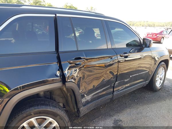 2024 JEEP GRAND CHEROKEE LAREDO X 4X4