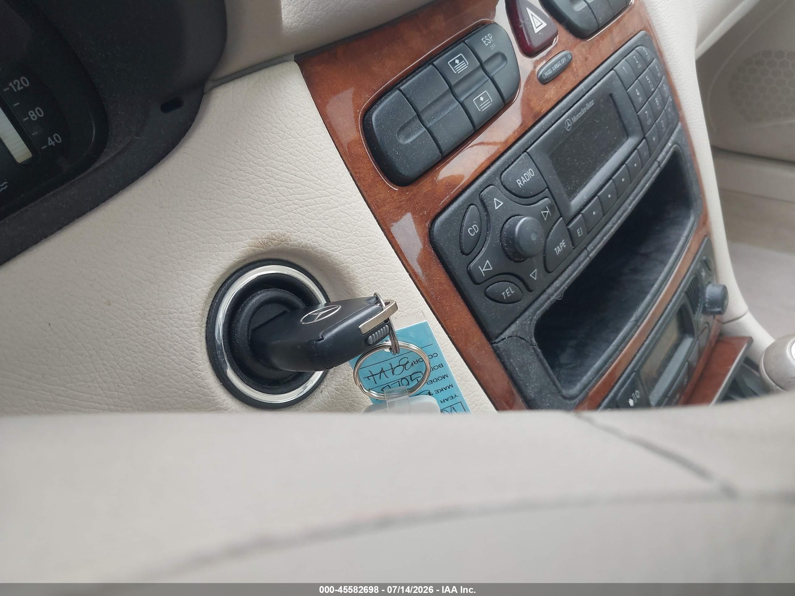 2004 MERCEDES-BENZ CLK 320 CLK320C
