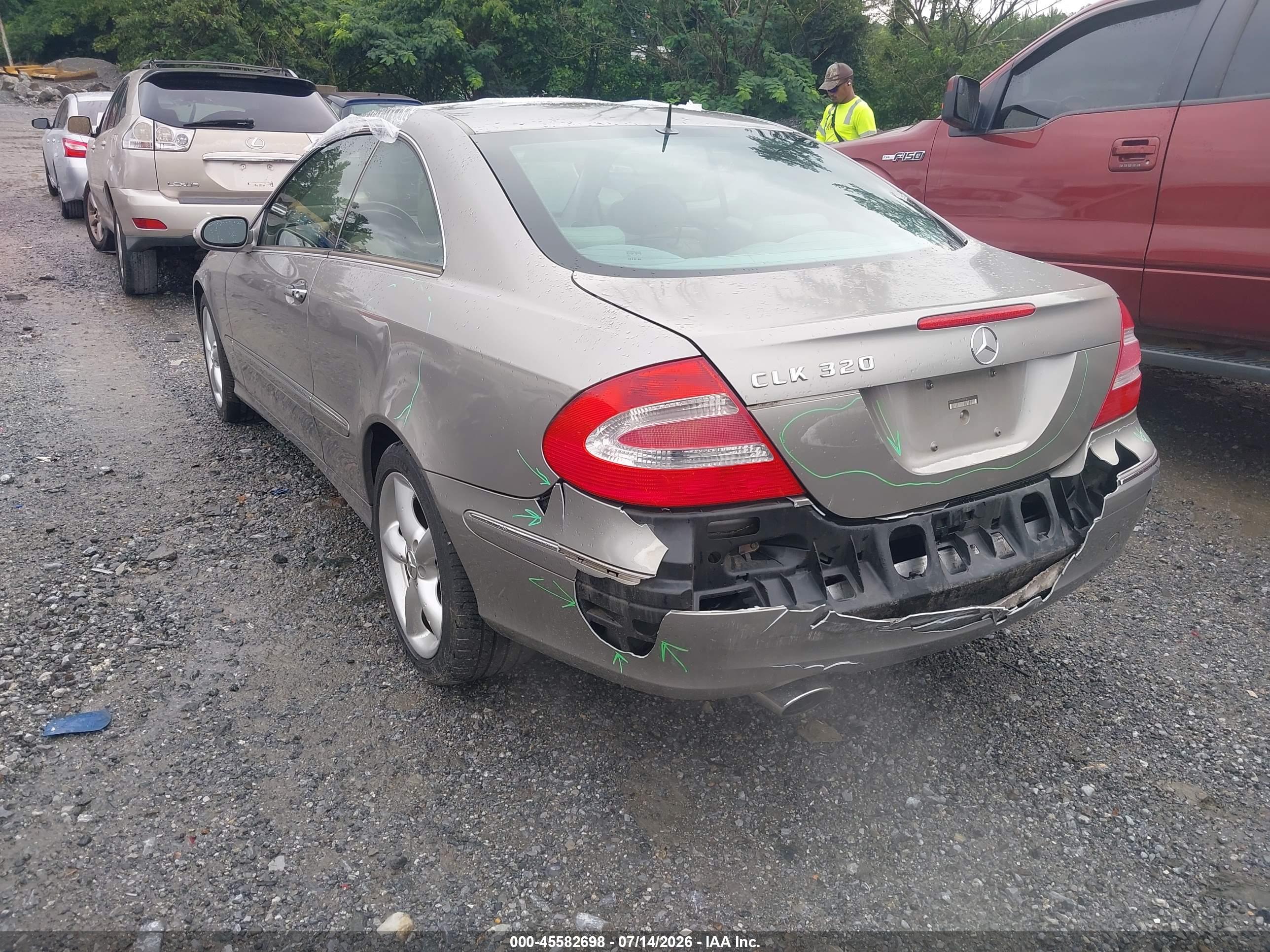 2004 MERCEDES-BENZ CLK 320 CLK320C