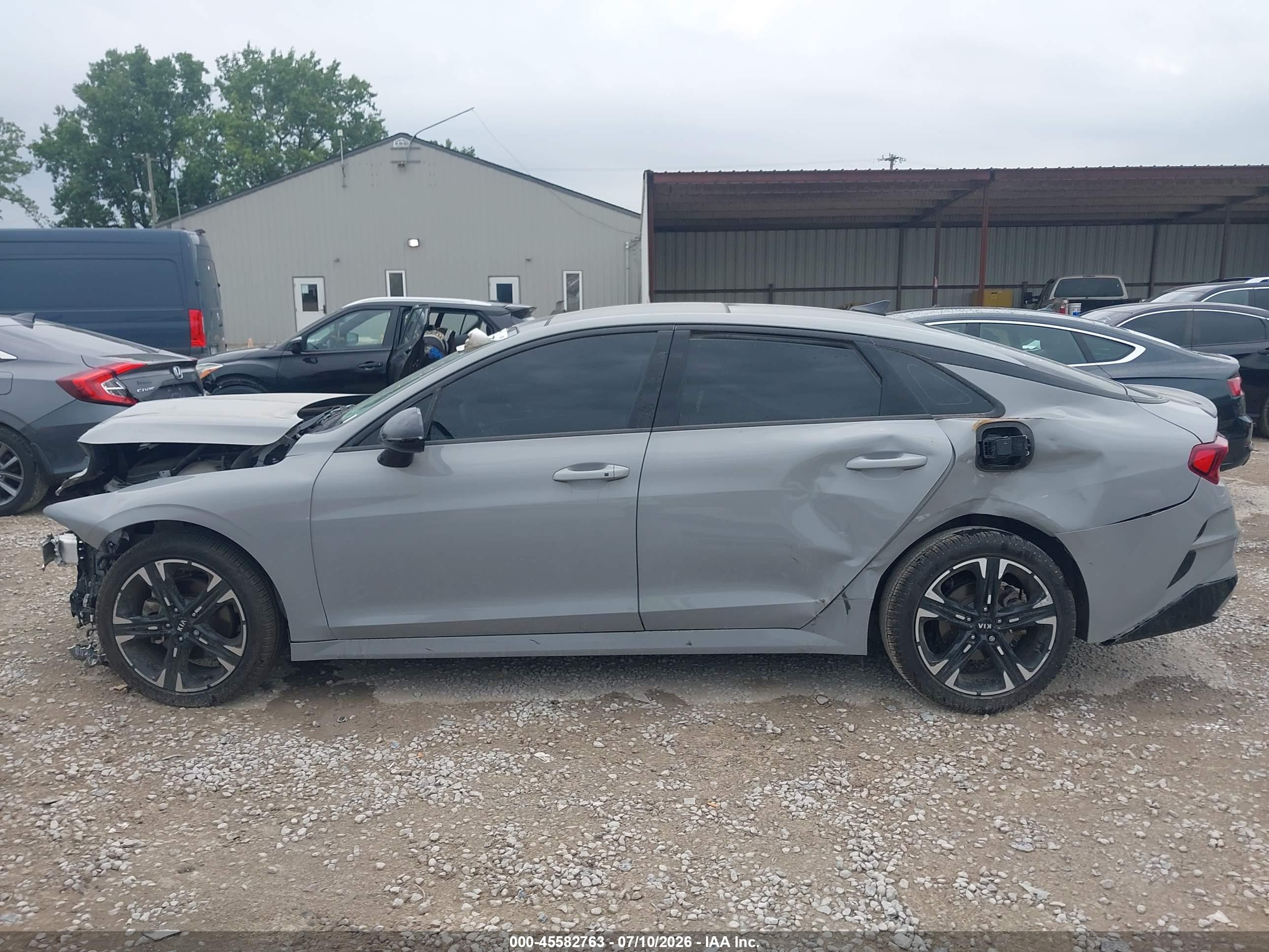 2021 KIA K5 GT-Line