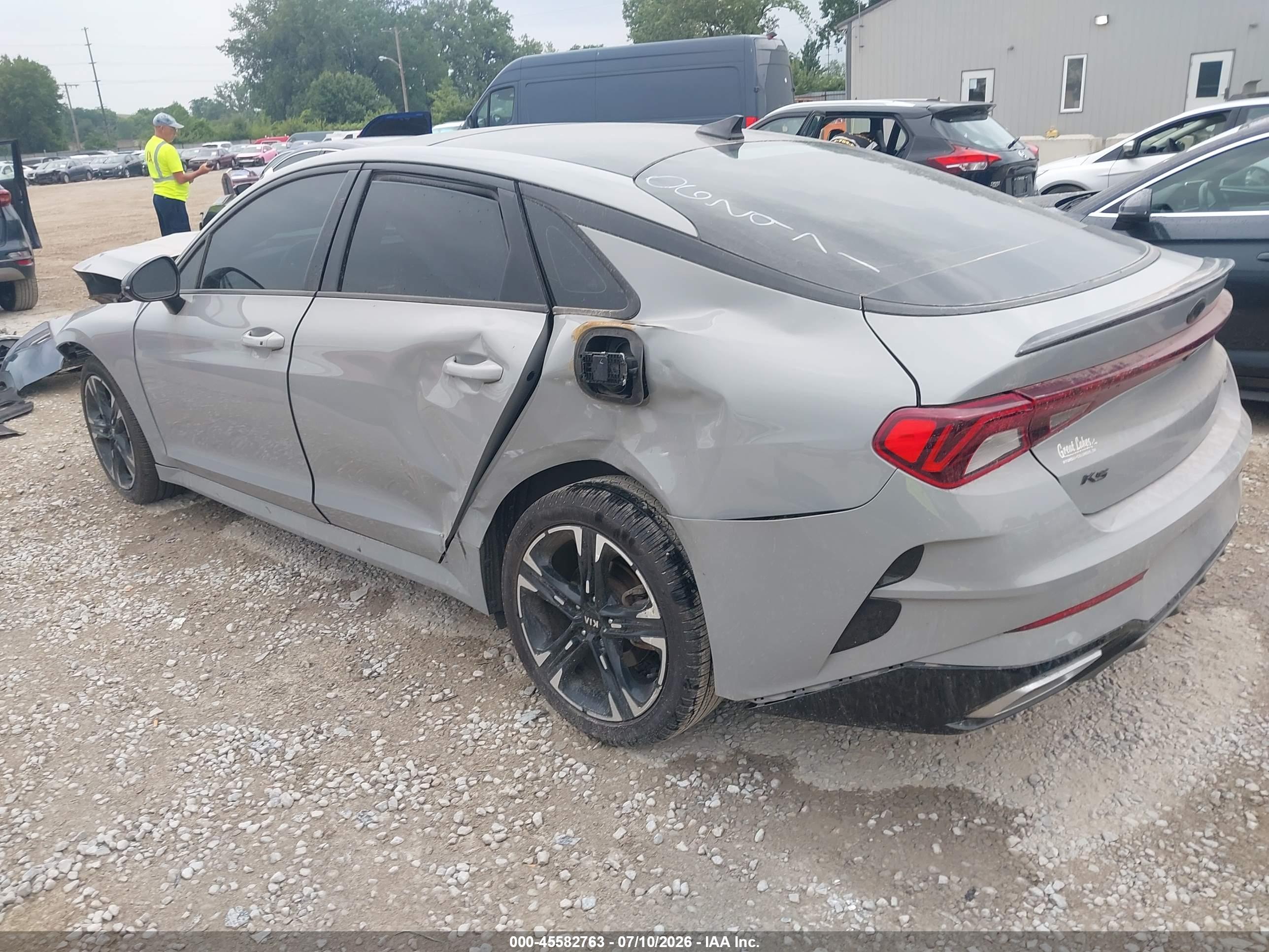 2021 KIA K5 GT-Line