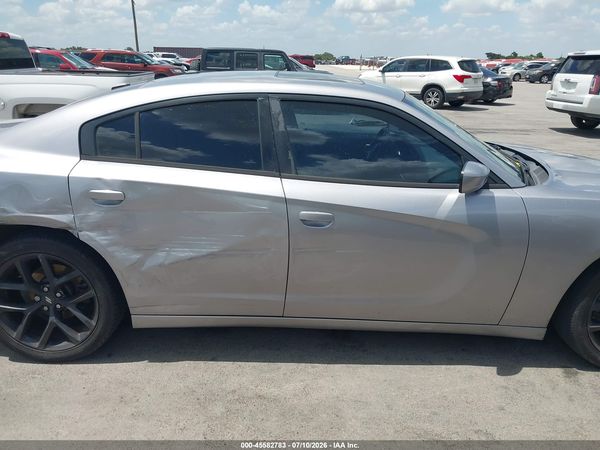 2016 DODGE CHARGER SE