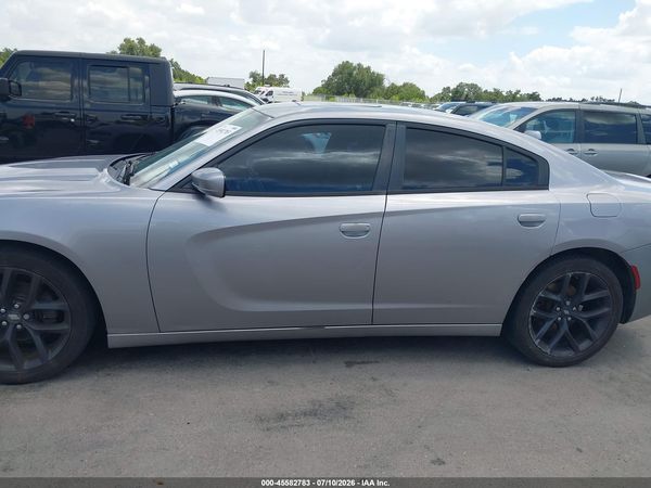 2016 DODGE CHARGER SE