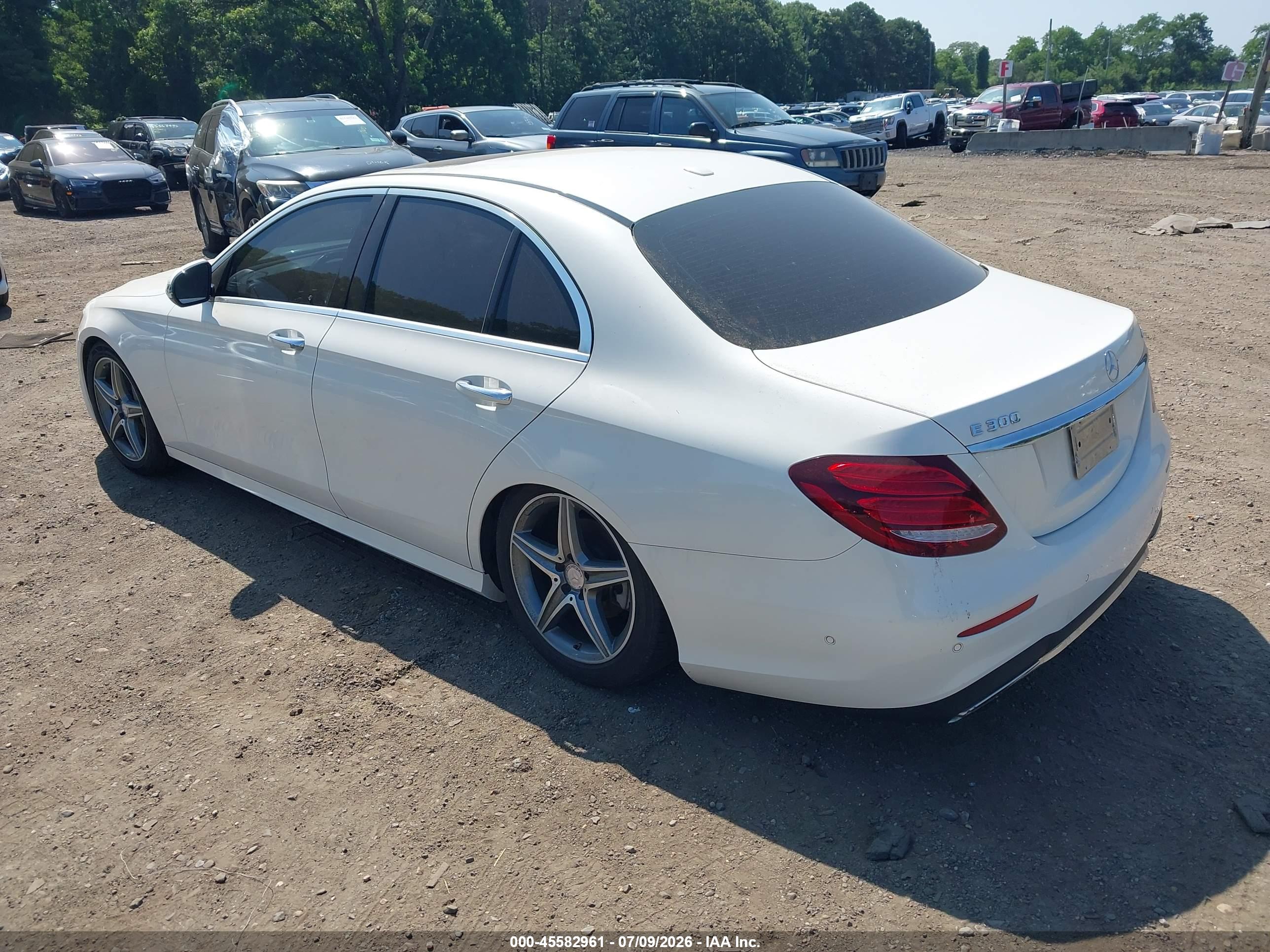 2017 MERCEDES-BENZ E 300 4MATIC