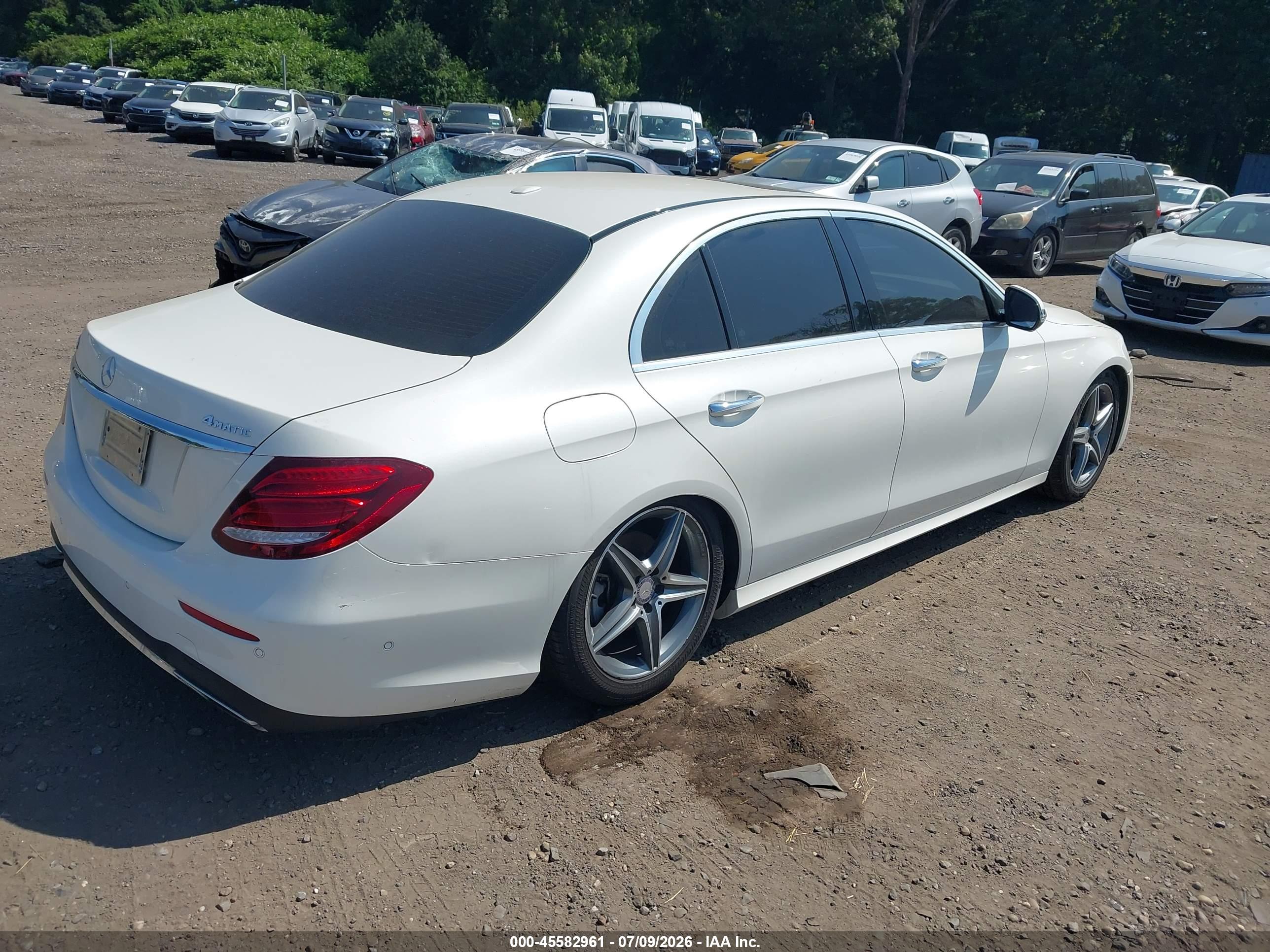 2017 MERCEDES-BENZ E 300 4MATIC