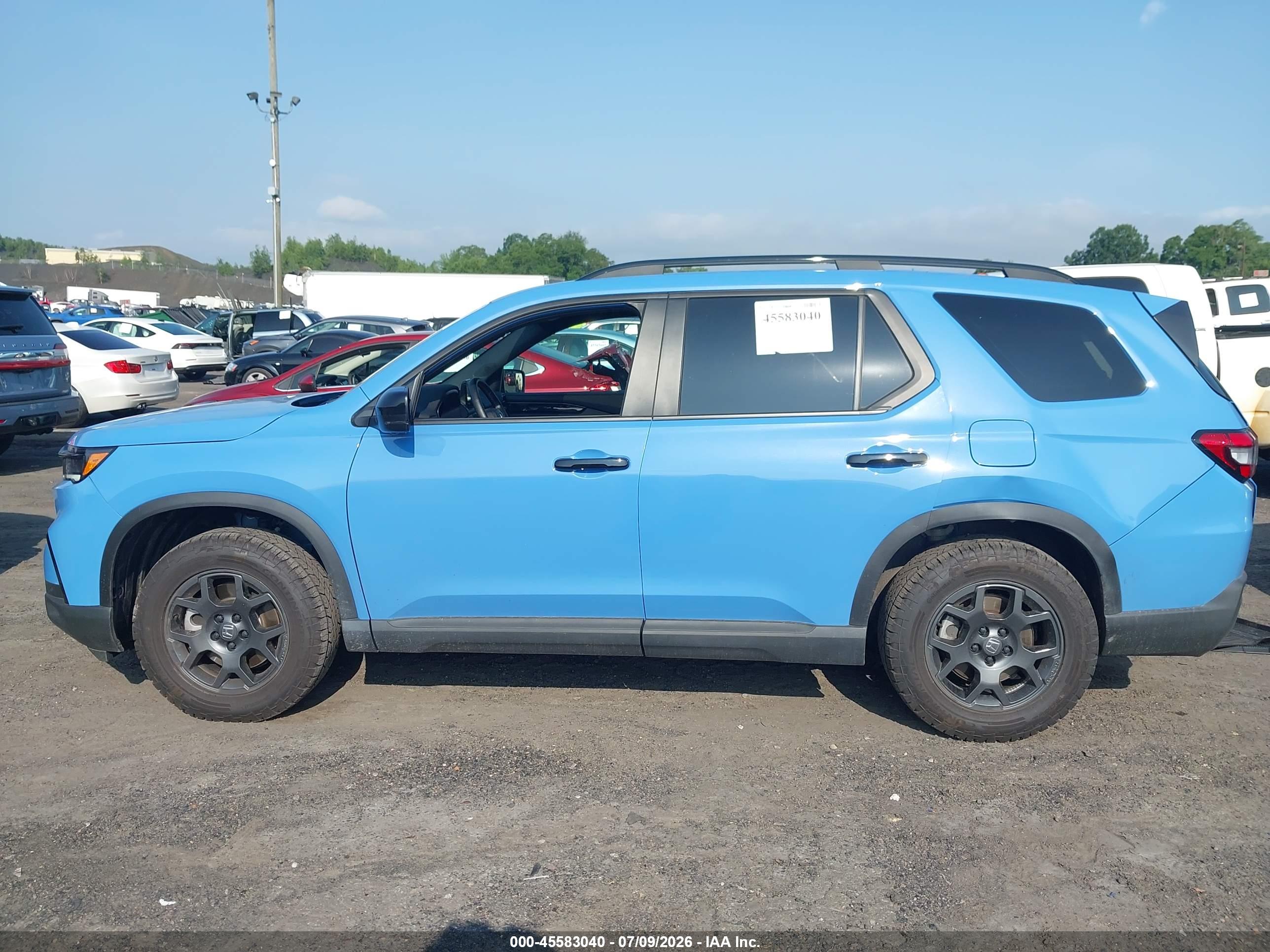 2025 HONDA PILOT TRAILSPORT