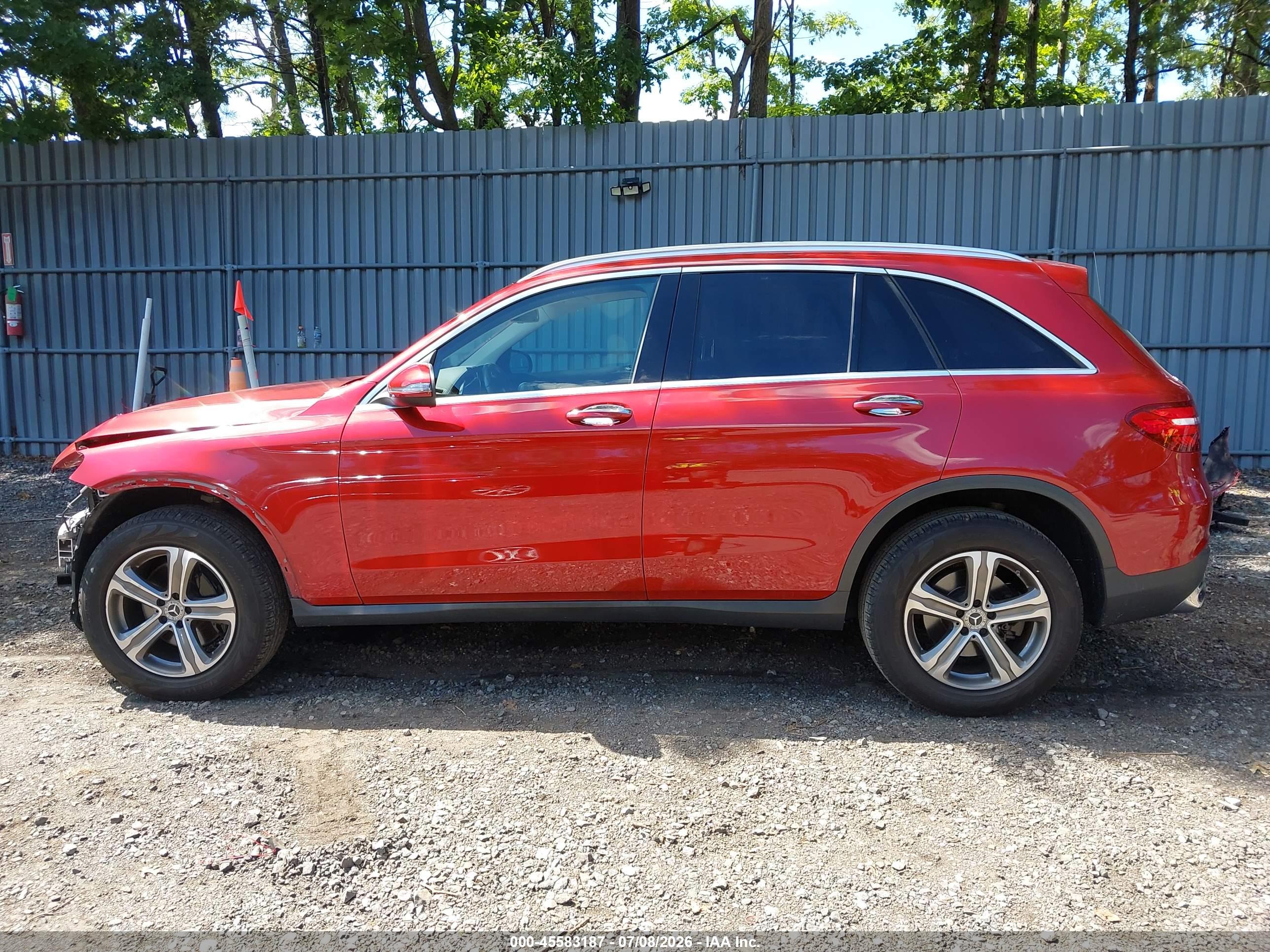 2018 MERCEDES-BENZ GLC 300 4MATIC