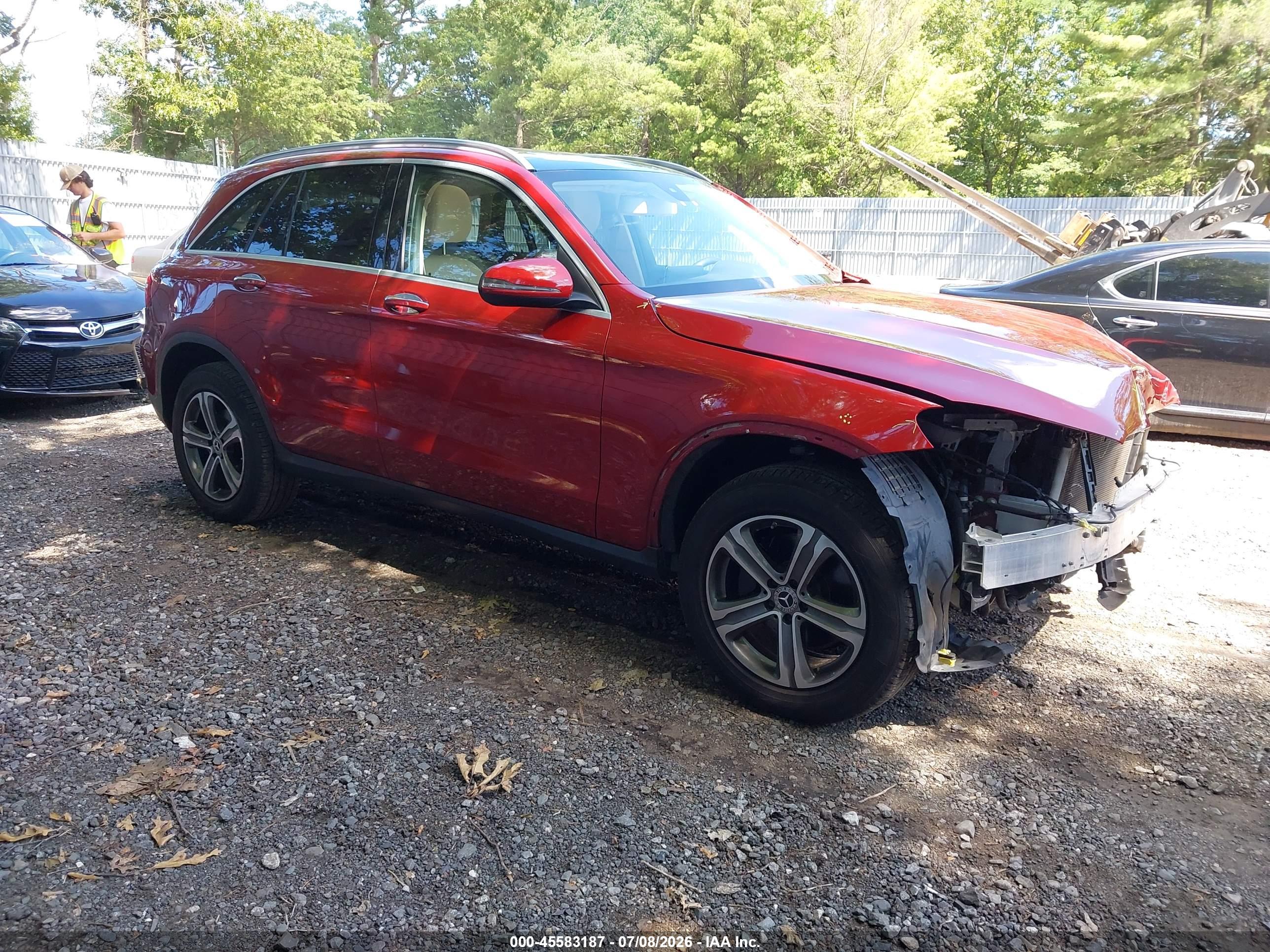 2018 MERCEDES-BENZ GLC 300 4MATIC