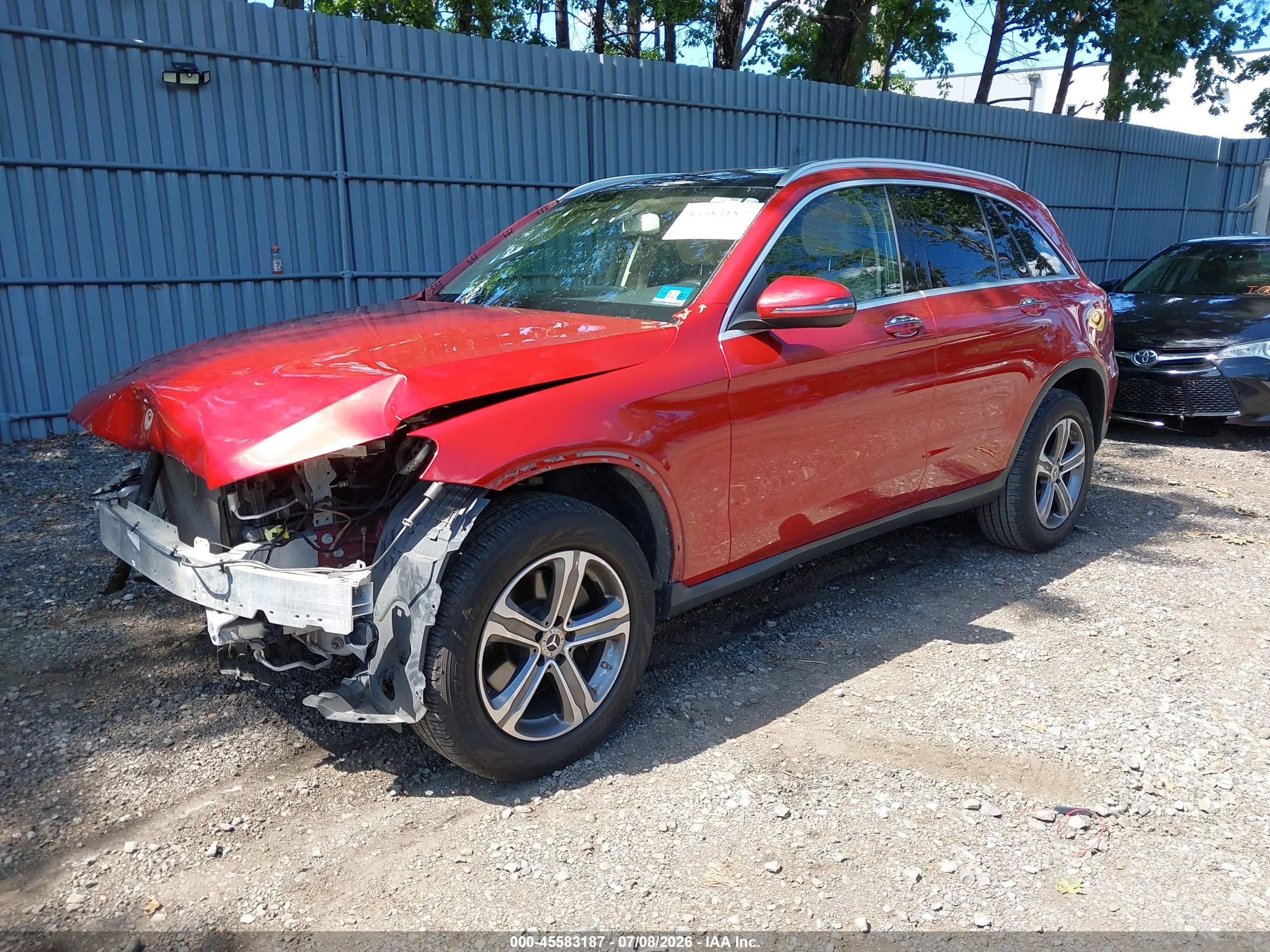 2018 MERCEDES-BENZ GLC 300 4MATIC
