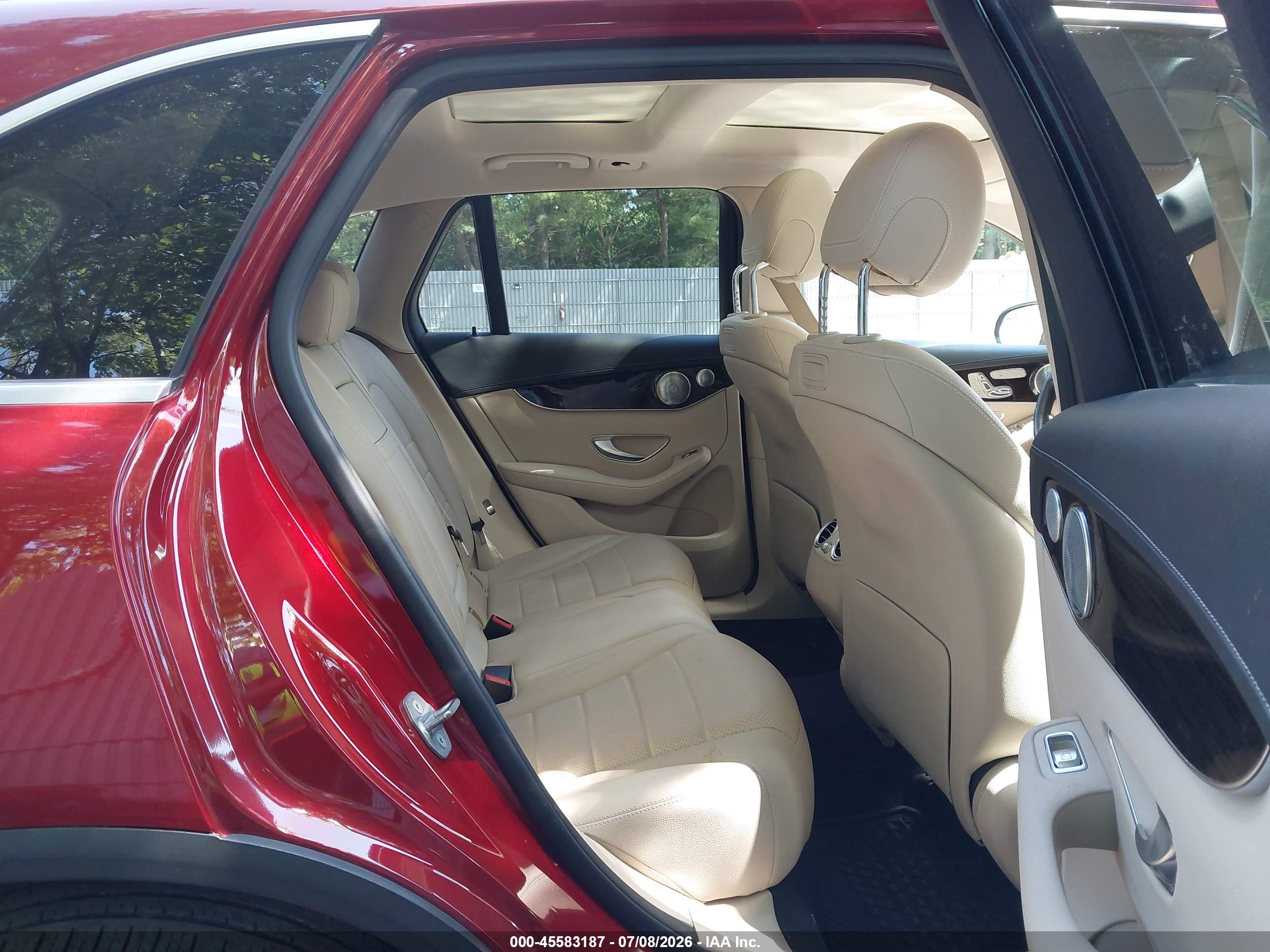 2018 MERCEDES-BENZ GLC 300 4MATIC