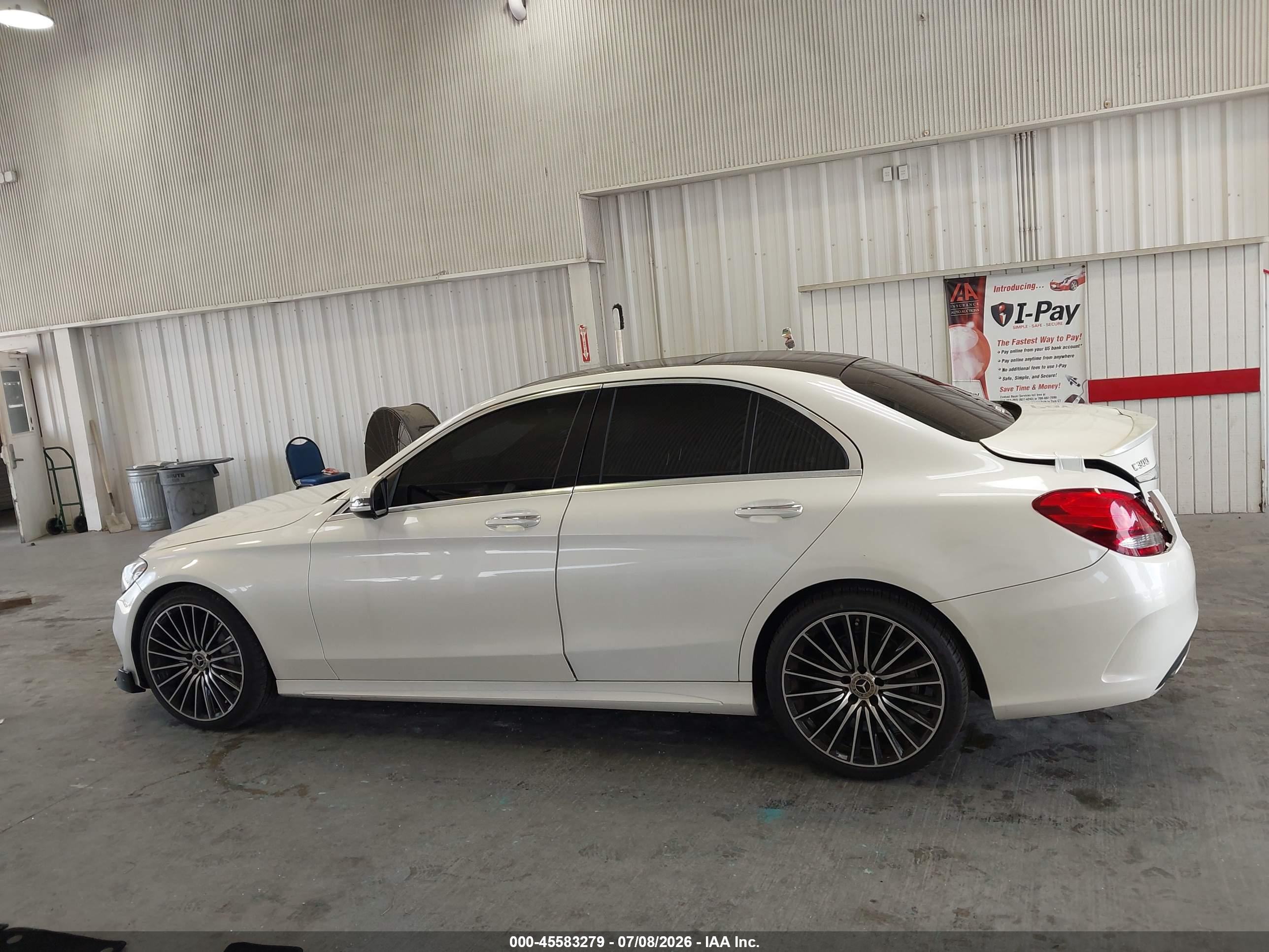 2018 MERCEDES-BENZ C 300 C300
