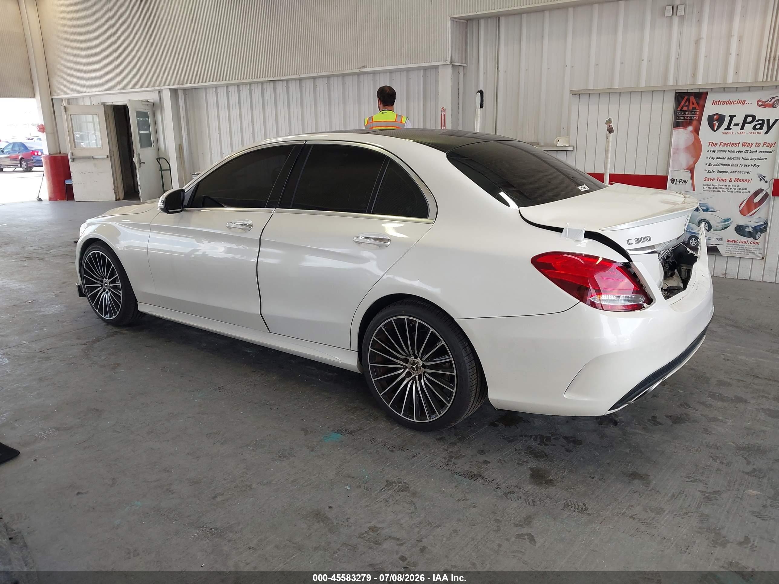 2018 MERCEDES-BENZ C 300 C300