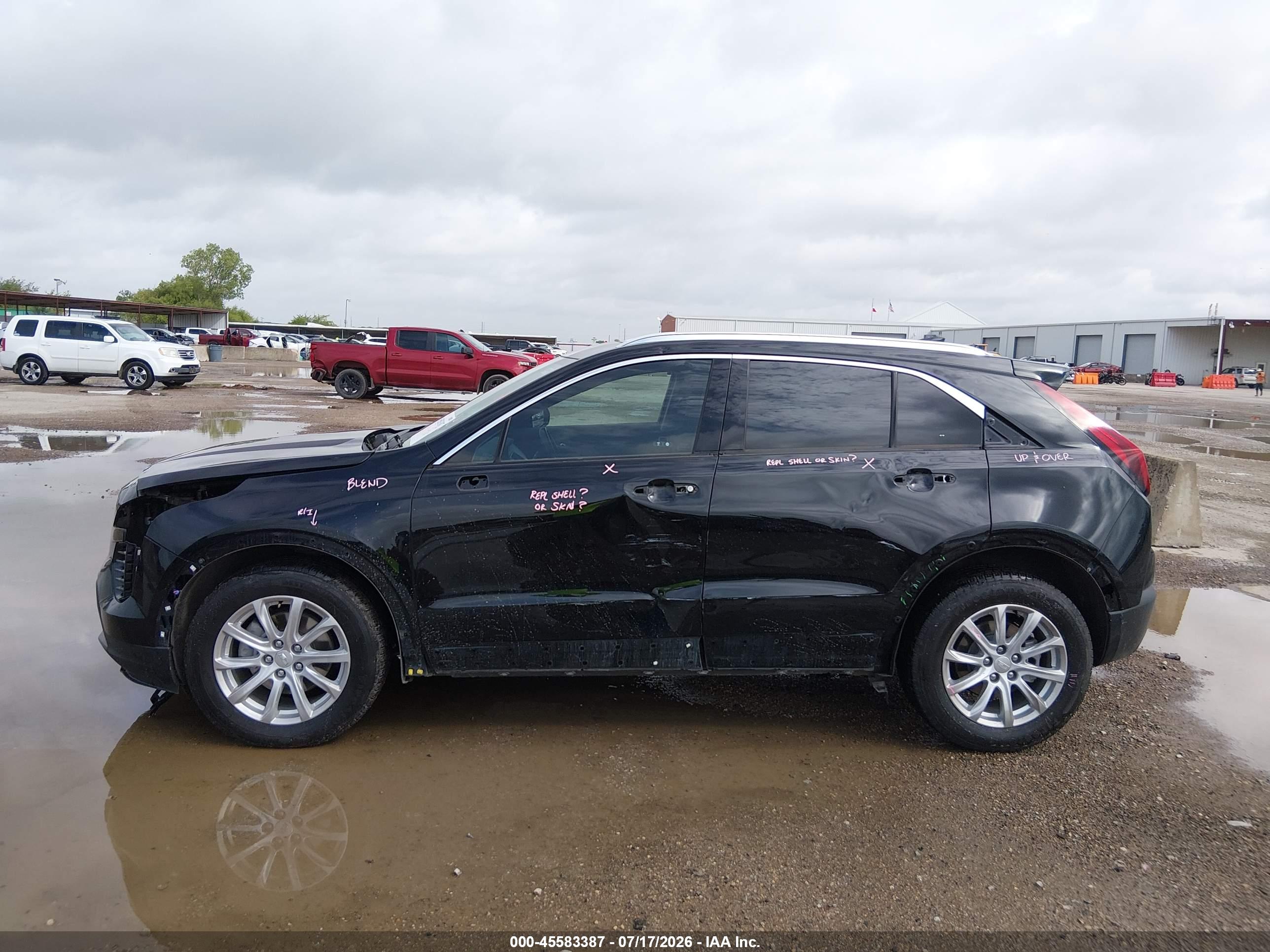 2021 CADILLAC XT4 FWD LUXURY