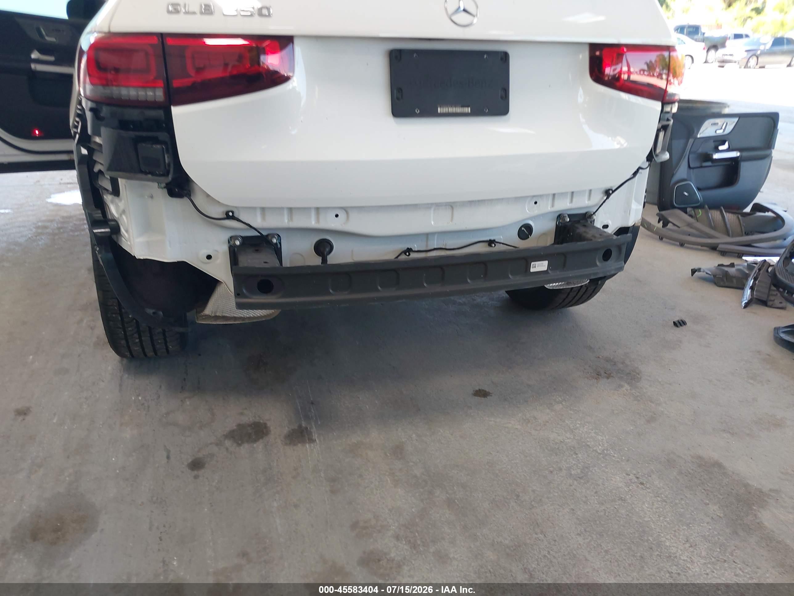 2020 MERCEDES-BENZ GLB 250 GLB250